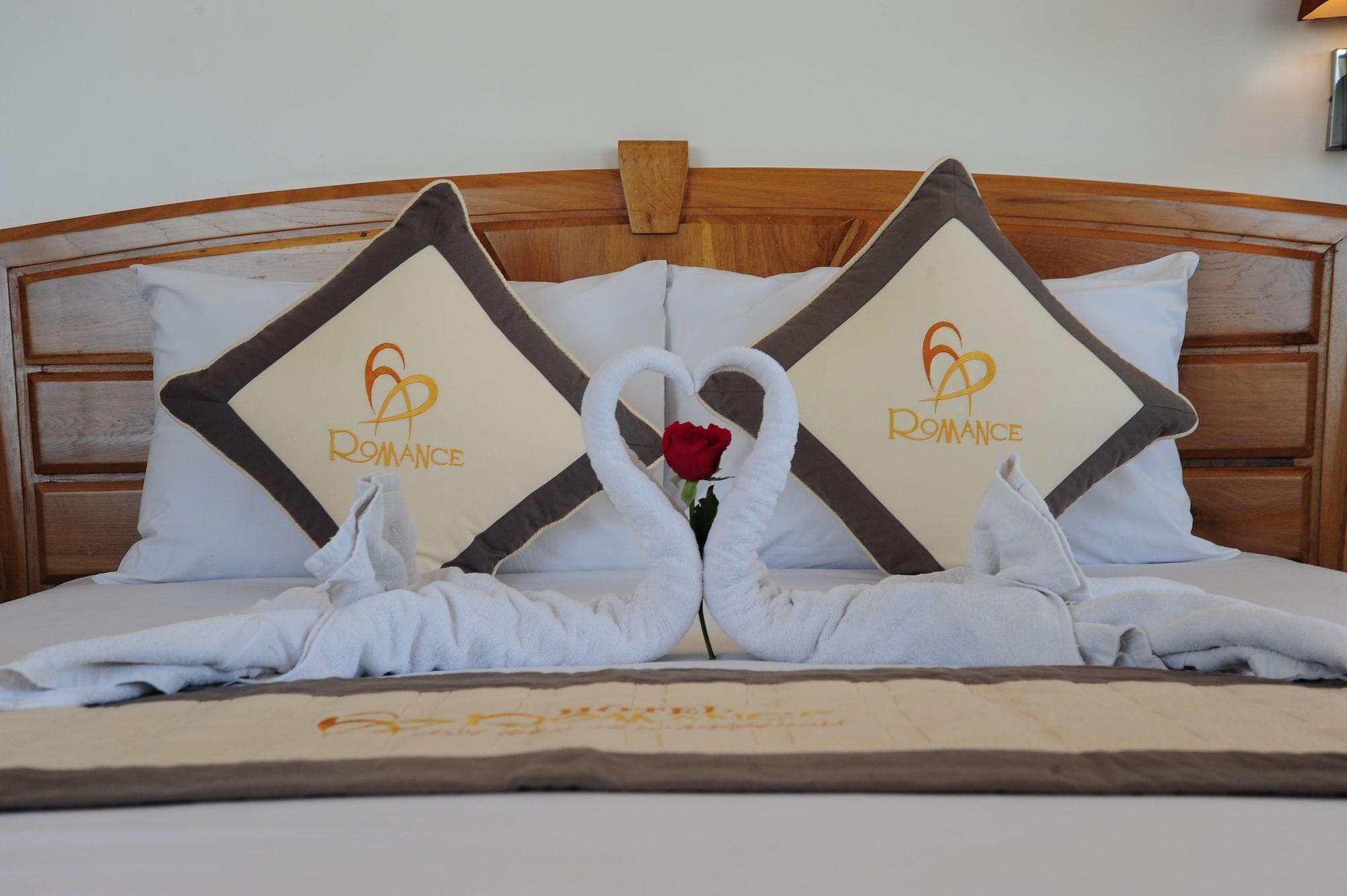 Romance Hotel Хюэ Экстерьер фото