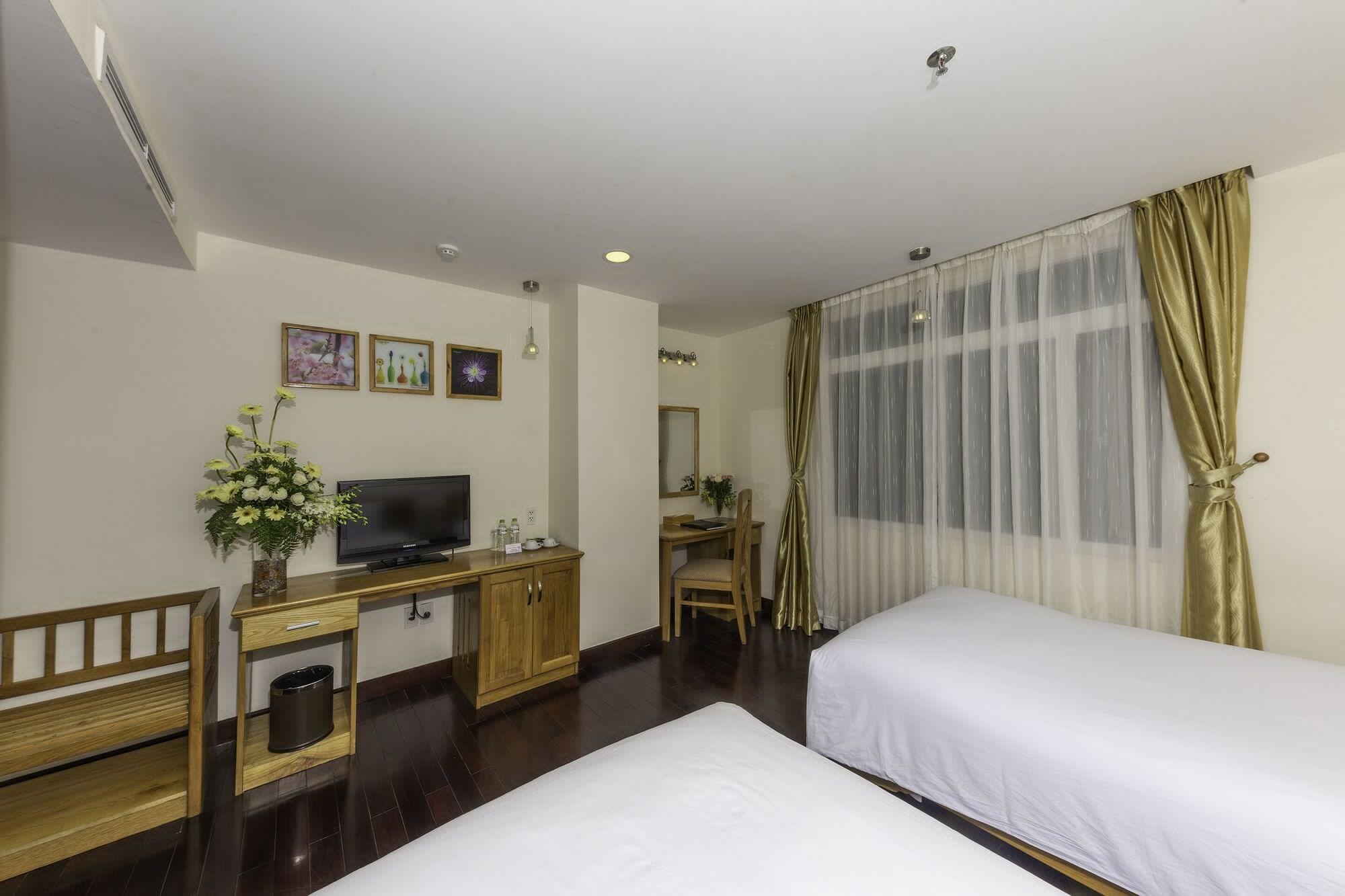 Romance Hotel Хюэ Экстерьер фото