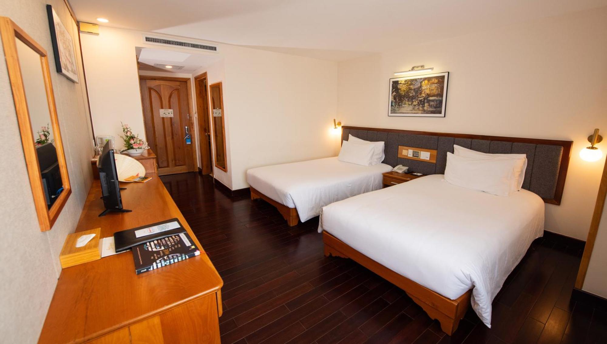 Romance Hotel Хюэ Экстерьер фото