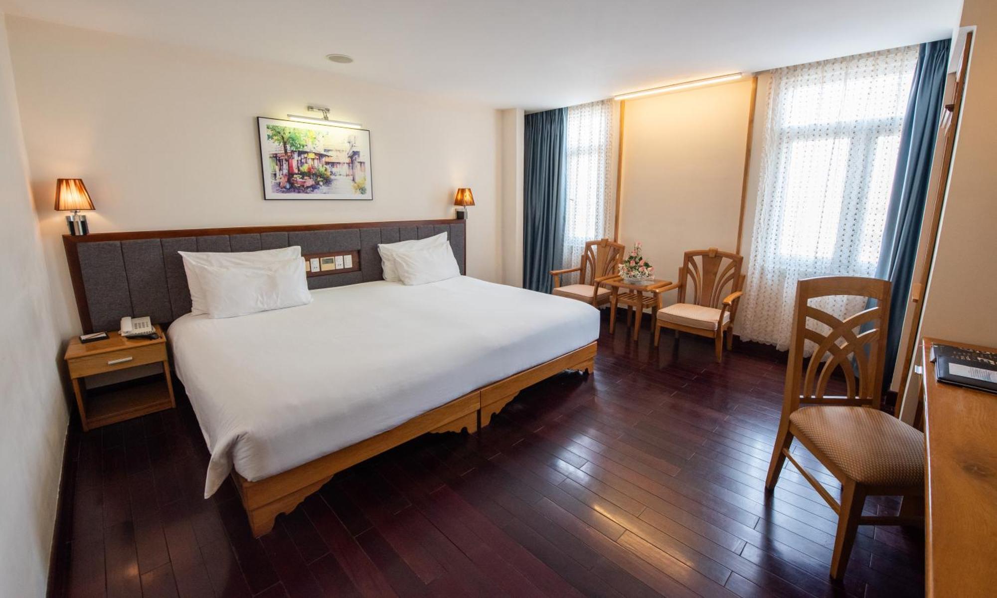 Romance Hotel Хюэ Экстерьер фото