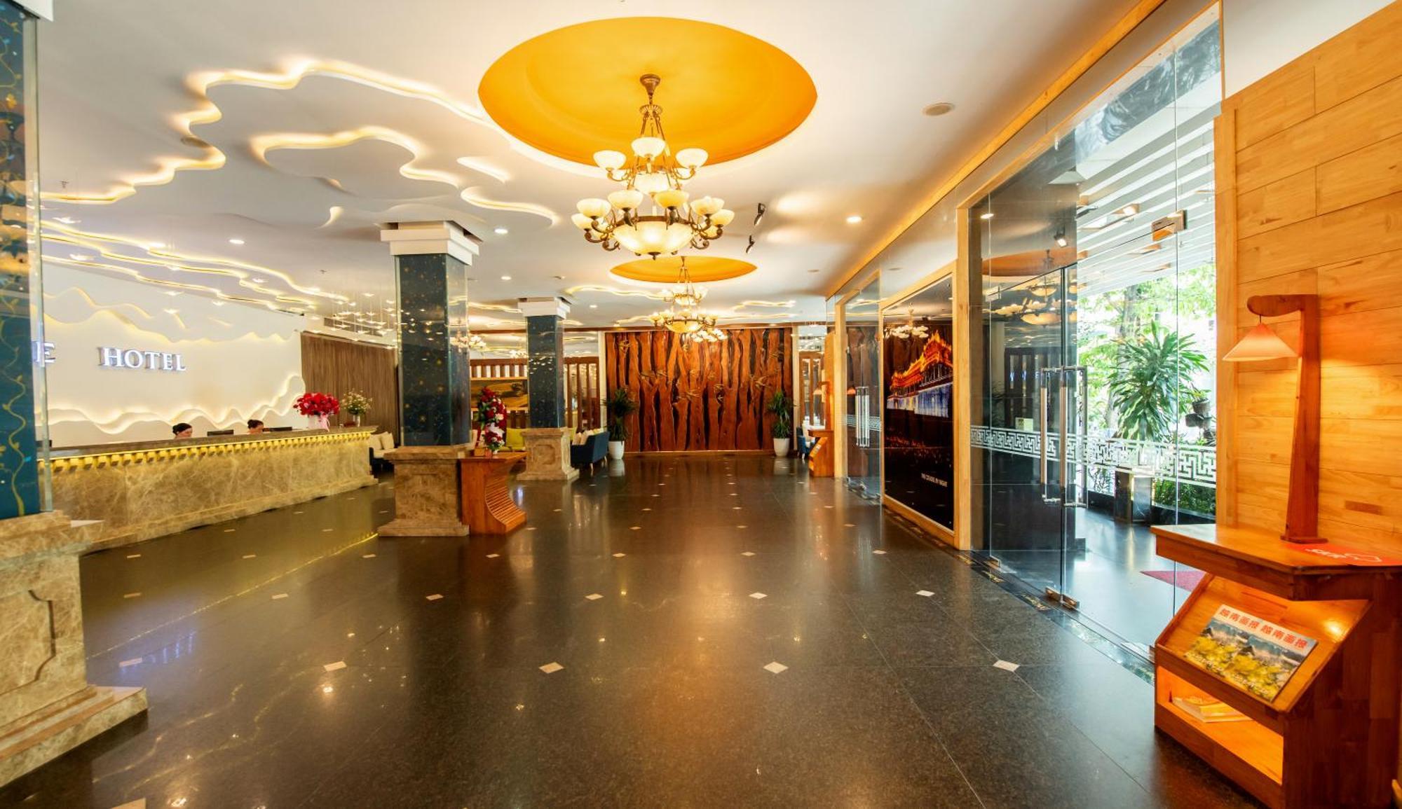 Romance Hotel Хюэ Экстерьер фото